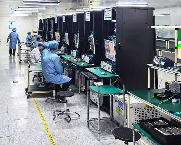 10g SFP+ Transceiver Module 1550nm 40km Er/Ew LC Duplex Industrial Temp (-40~85° C) Low Power <1.5W RoHS CE FCC Compliant