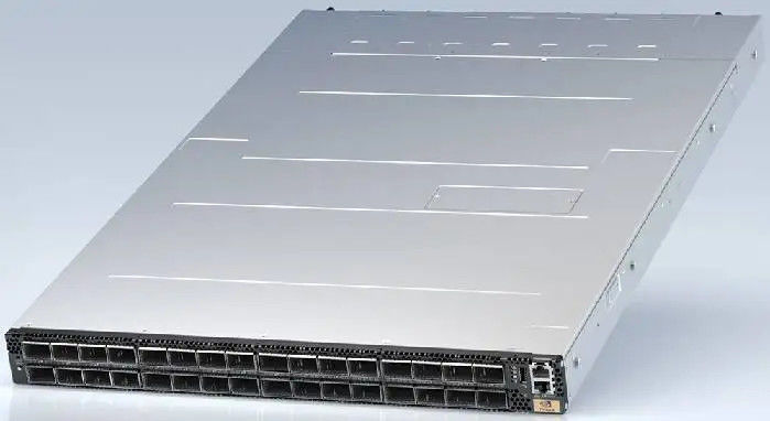 MQM9790-NS2F Mellanox Switch de red P2C Flujo de aire 64 puerto NDR 32 puerto OSFP no administrado