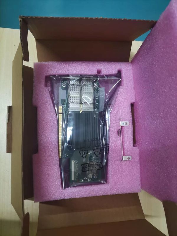 MCX653105A-ECAT ConnectX-6 Tarjeta de adaptador VPI 100Gb/S HDR100 EDR IB 100GbE puerto único QSFP56