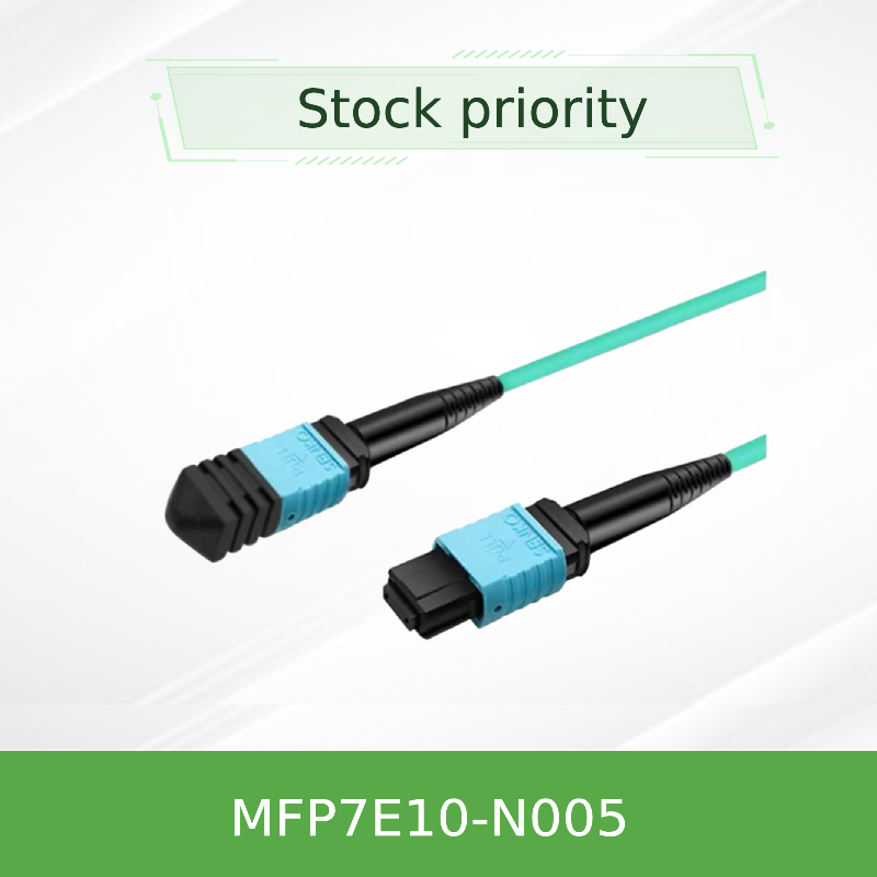 Se utilizará el cable de fibra pasiva de tipo MPF de MPO12 APC a MPO12 APC de 20m Mfp7e10-N003